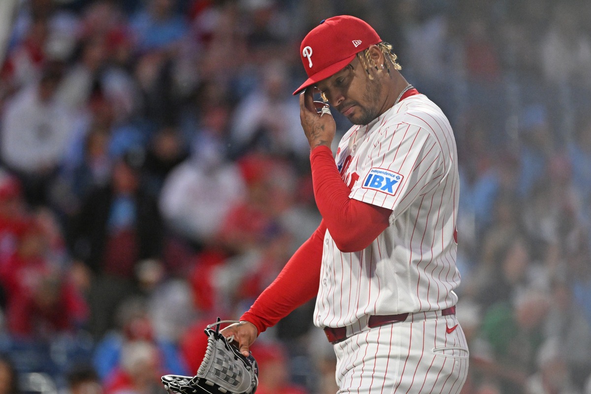 Taijuan Walker walks off mound