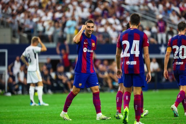 Barca involved in refereeing controversy