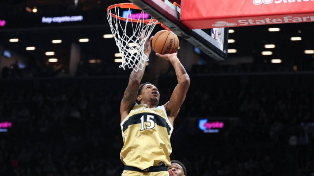 Washington Wizards forward Julian Reese (15) goes to the basket against the Brooklyn Nets during the first quarter at Barclays Center.