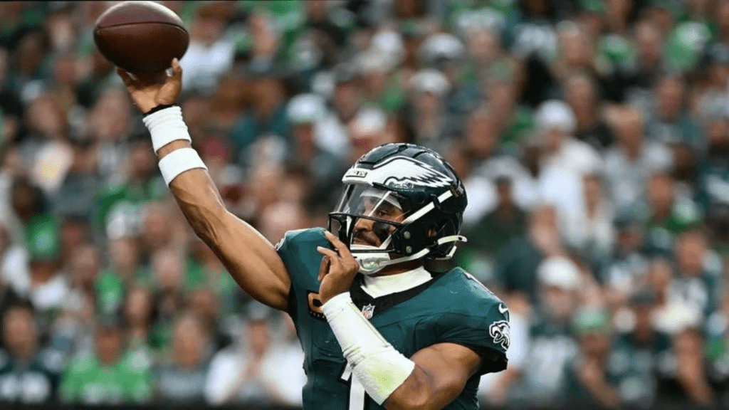 Jalen Hurts Kept Eagles Offense From Sinking In Week 1