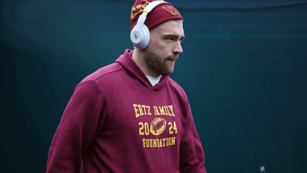 How Zach Ertz Signing Benefits Jalen Hurts