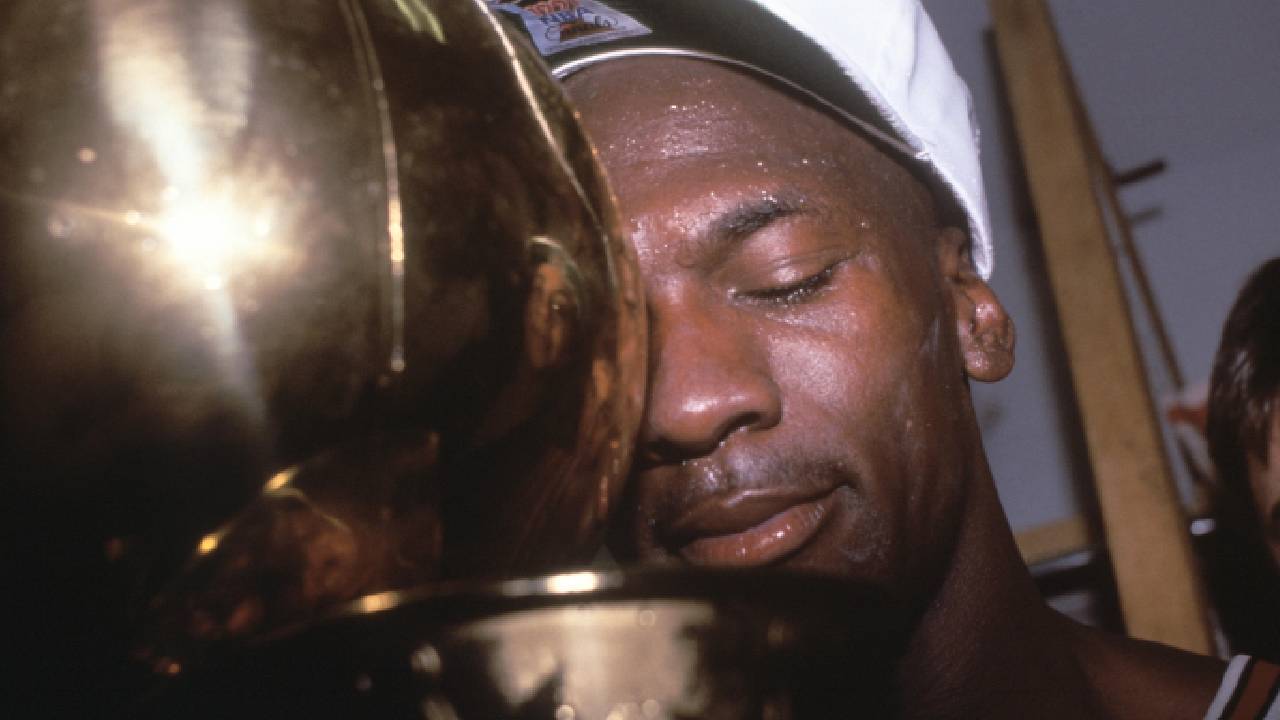 Michael Jordan among NBA players with 3+ rings, a Finals MVP, and an MVP.