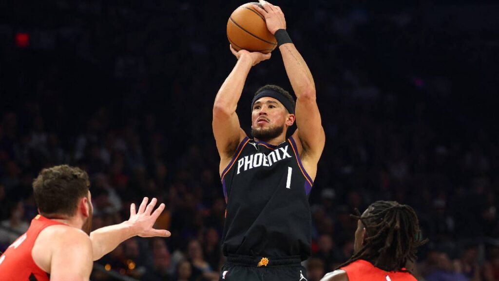 Devin Booker faces Portland as the Phoenix Suns Mark Williams Injury puts added pressure on Phoenix’s perimeter leaders.