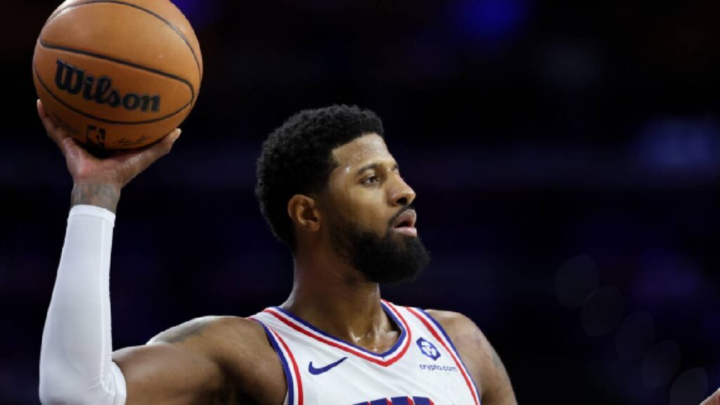 Philadelphia 76ers forward Paul George (8) controls the ball against the Boston Celtics during the fourth quarter at Xfinity Mobile Arena. George remains one of the NBA Veterans Without A Ring.