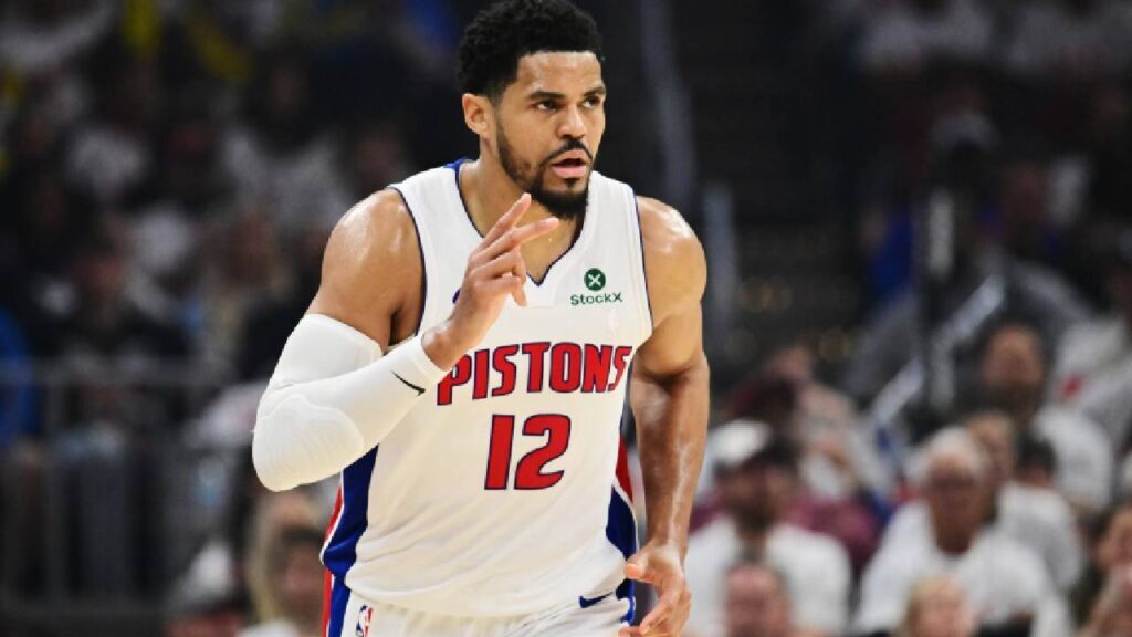 Detroit Pistons forward Tobias Harris (12), one of the NBA Veterans Without A Ring, celebrates after hitting a three-point basket against the Cleveland Cavaliers during the second half of Game 3 in the second round of the 2026 NBA Playoffs at Rocket Arena. 
