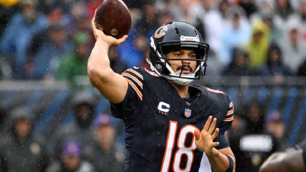 Chicago Bears quarterback Caleb Williams (18) throws a pass against the Minnesota Vikings during the first quarter at Soldier Field in the Caleb Williams Injury update.