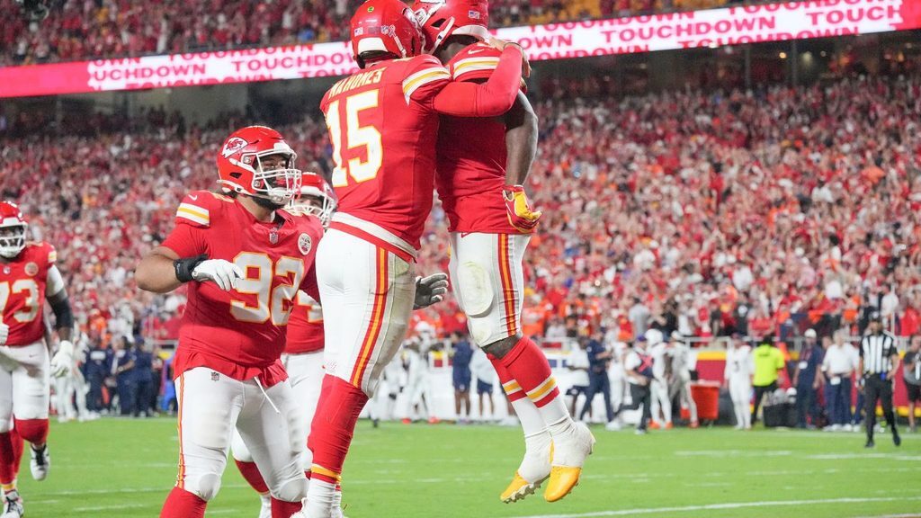 Chiefs Vs. Dolphins