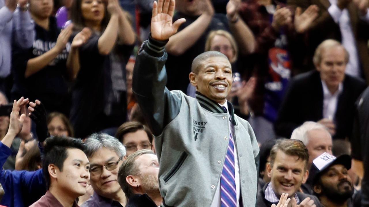 Muggsy Bogues Jersey Retirement