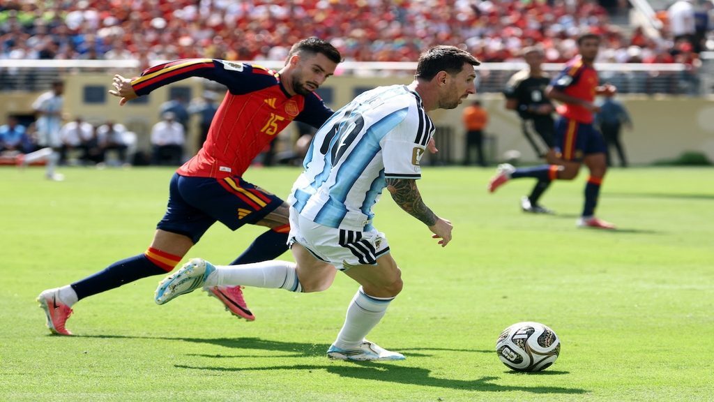 Ronaldo Reacts To Messi's Retirement With Heartfelt 'Utmost Respect ...