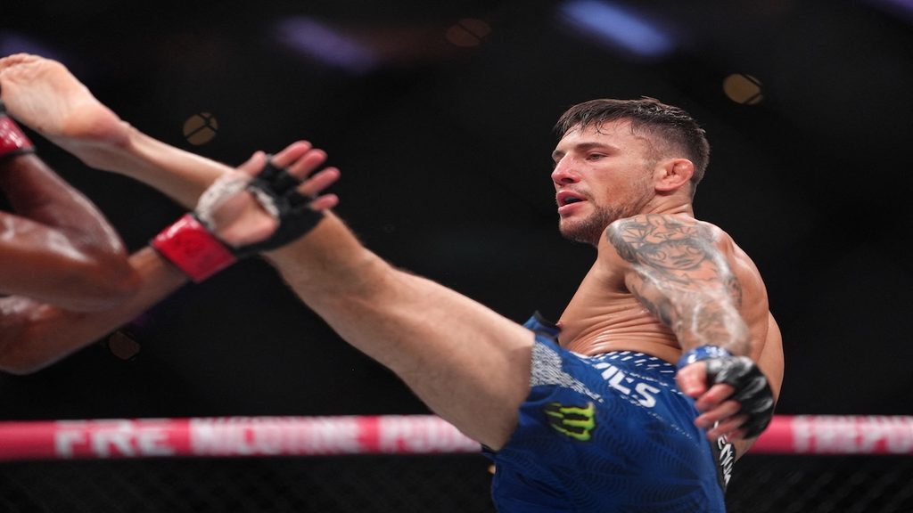 UFC 332: Esteban Ribovics