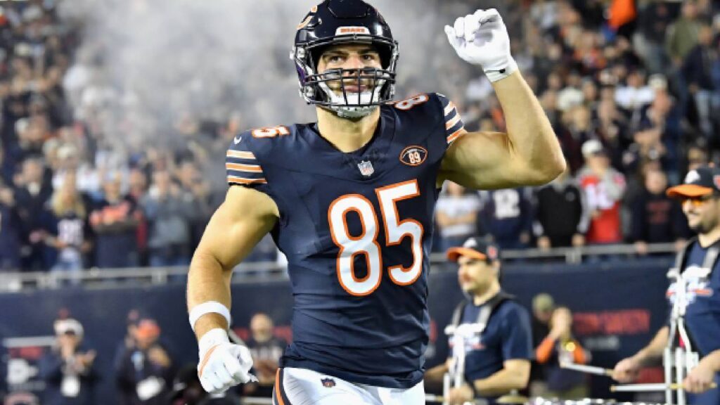 Bears Beat Patriots 30–24
