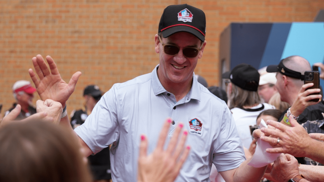 Peyton Manning being considered as Colts next GM