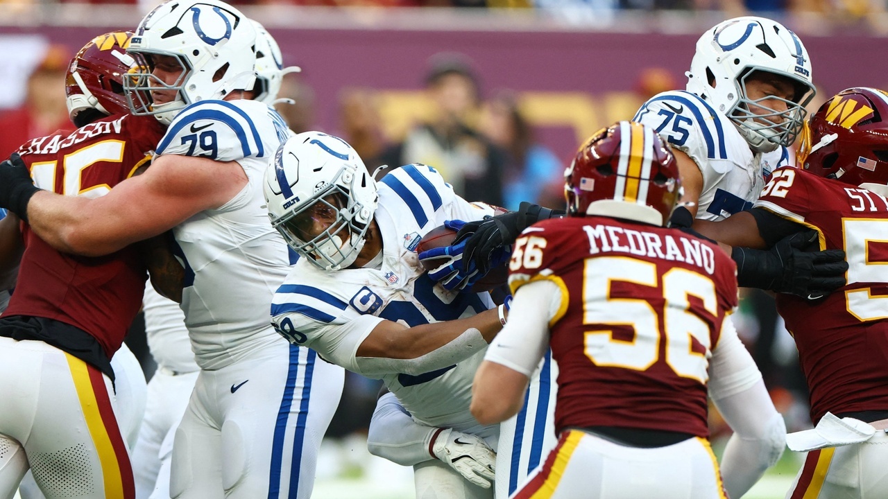 Washington Commanders vs San Francisco 49ers on Monday Night Football
