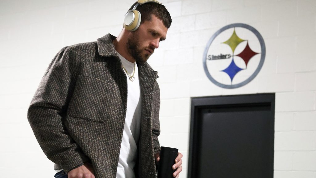 T.J. Watt during Steelers defensive action