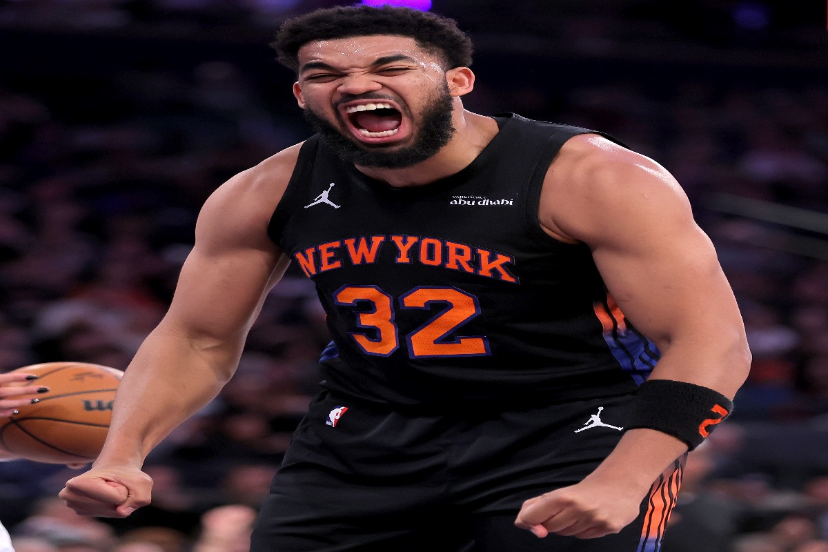 Karl-Anthony Towns with an effervescent reaction