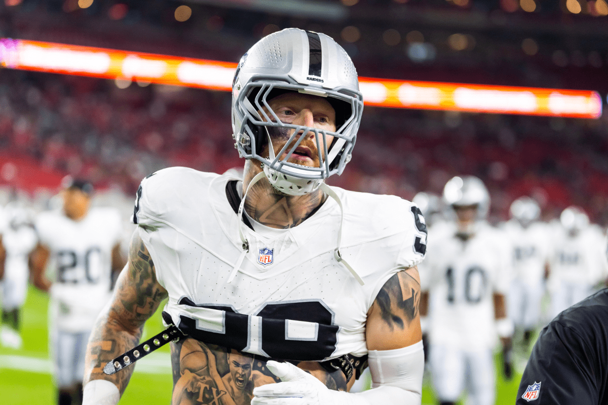 Aug 23, 2025; Glendale, Arizona, USA; Las Vegas Raiders defensive end Maxx Crosby (98) against the Arizona Cardinals during a preseason NFL game at State Farm Stadium. Mandatory Credit: Mark J. Rebilas-Imagn Images