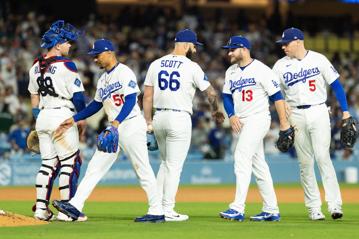 The Dodgers celebrate.