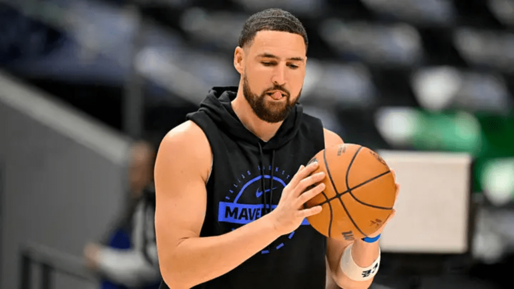 Klay Thompson's Defense Is Worrying