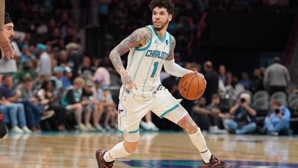 Charlotte Hornets guard LaMelo Ball (1) moves the ball during the second half during the play-in rounds between the Charlotte Hornets and the Miami Heat of the 2026 NBA Playoffs at Spectrum Center.