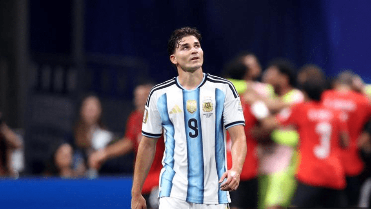 Julián Alvarez after a goal from Egypt, in round of 16. CREDIT: IMAGN IMAGES via Reuters