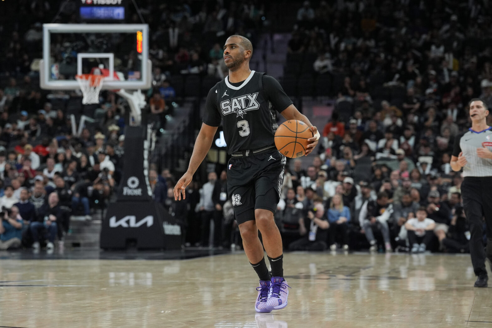 Chris Paul is back with the Clippers
