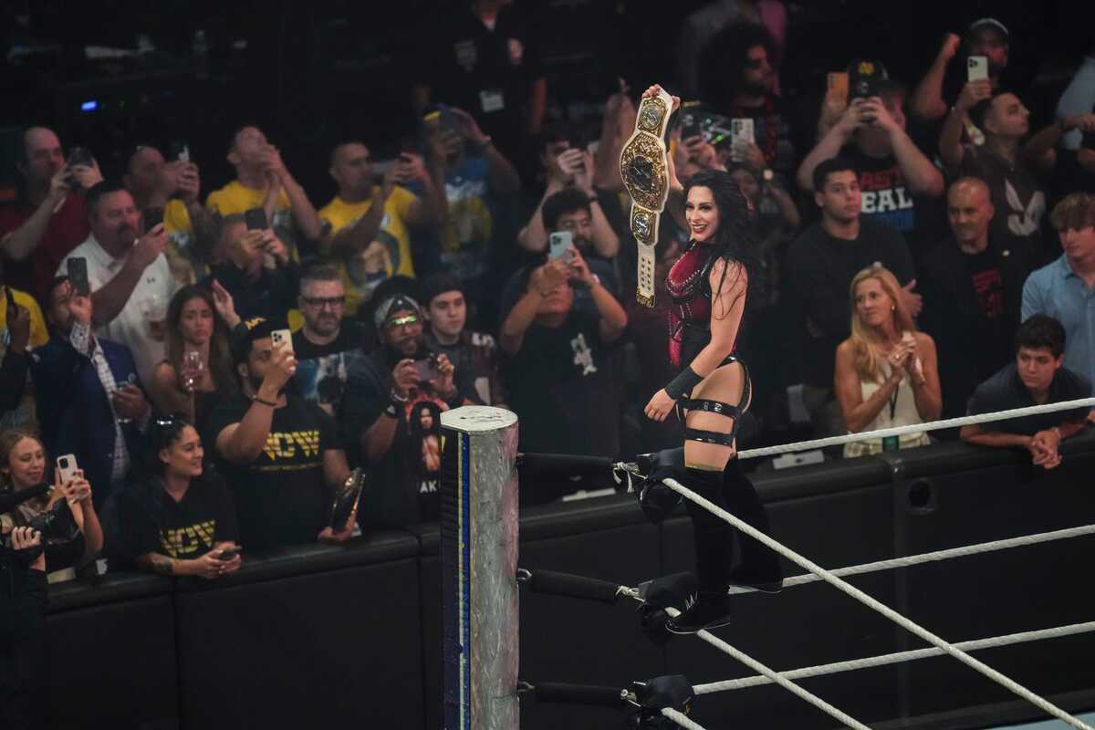 Stephanie Vaquer is the new Women's World Champion in WWE