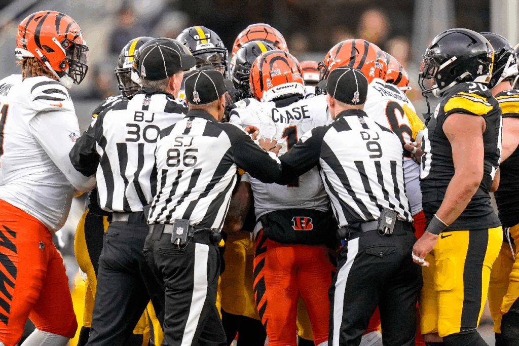 A skirmish breaks out at midfield in the fourth quarter of the NFL Week 11 game between the Pittsburgh Steelers and the Cincinnati Bengals at Acrisure Stadium in Pittsburgh on Sunday, Nov. 16, 2025. The Bengals lost 34-12
