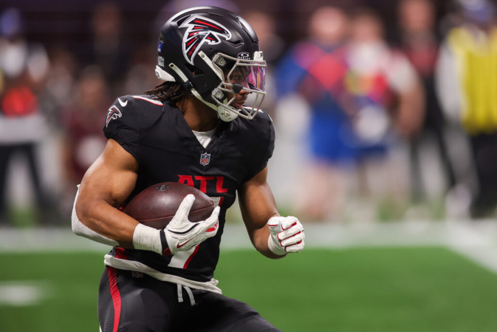 Bijan Robinson may be the best running back in the NFL, but he needs a competent head coach to get him to the playoffs