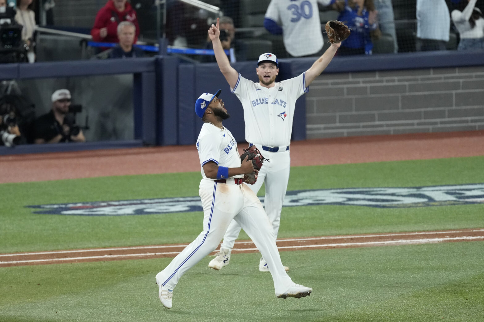Blue Jays aim to repeat as American League Champs