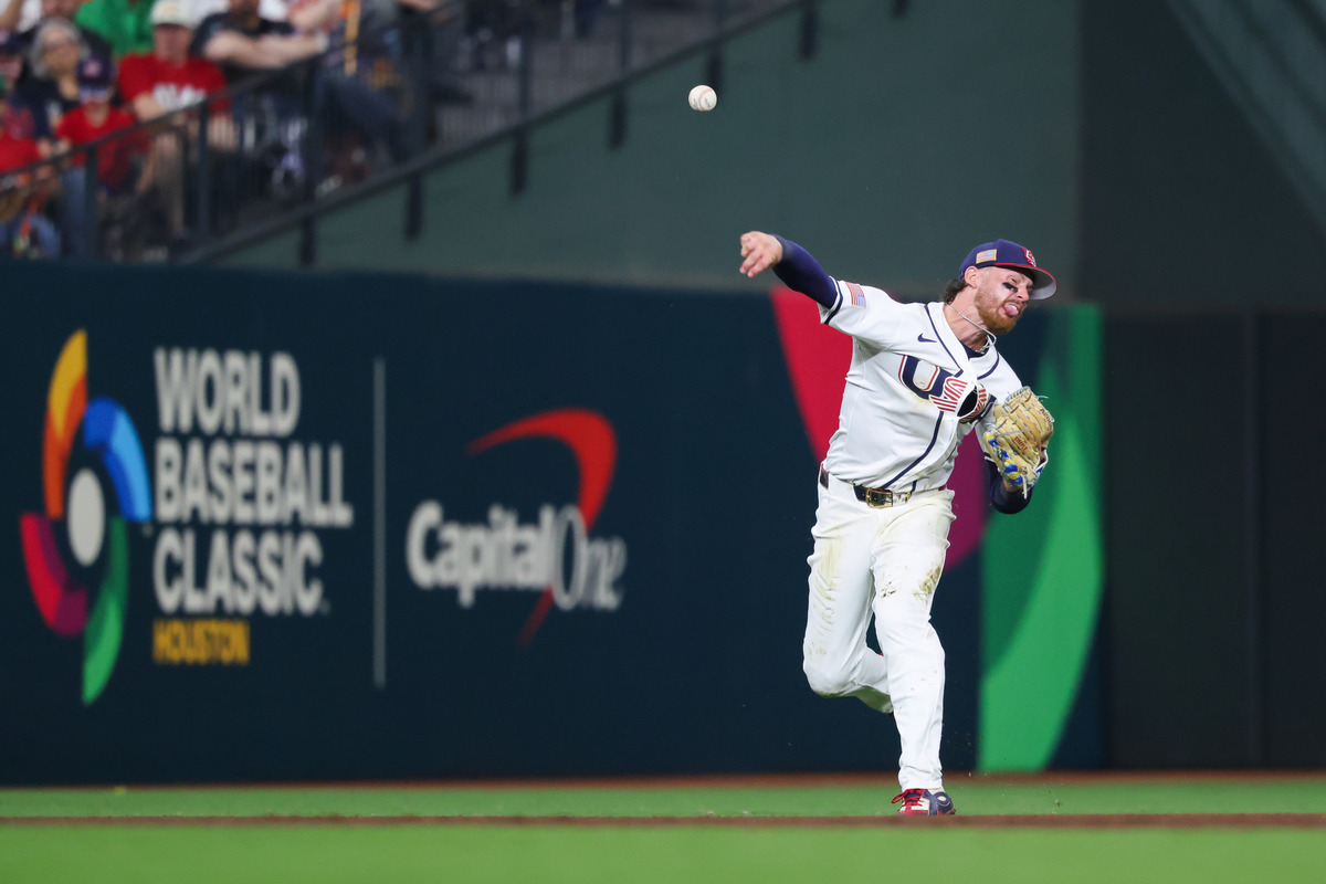 MLB player Bobby Witt Jr. makes a play at shortstop for the United States.