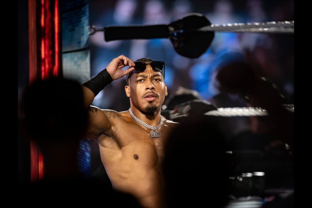 WWE superstar and Framingham native, Carmelo Hayes makes his way to the ring. © Dylan Azari/Special to the Telegram & Gazette / USA TODAY NETWORK
