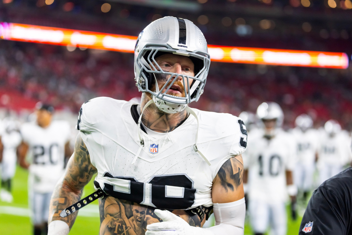Aug 23, 2025; Glendale, Arizona, USA; Las Vegas Raiders defensive end Maxx Crosby (98) against the Arizona Cardinals during a preseason NFL game at State Farm Stadium. Mandatory Credit: Mark J. Rebilas-Imagn Images