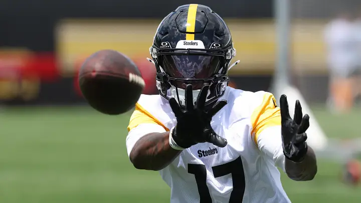 Steelers Rookie Germie Bernard During Offseason Workouts