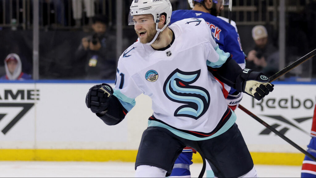 NHL rumors Connor Mcdavid Dylan Larkin Philadelphia Flyers
