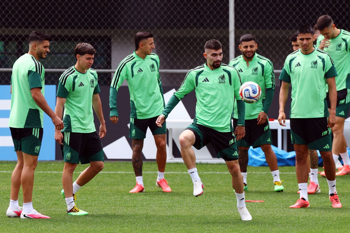 Mexico Vs England