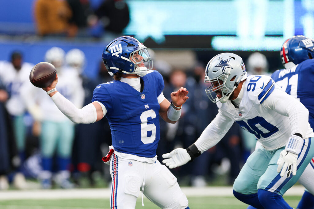Jaxson Dart versus the Dallas Cowboys
