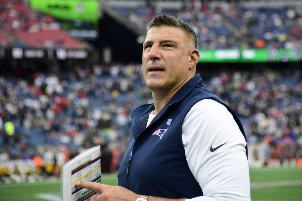 Mike Vrabel during Patriots v. Steelers game 2026